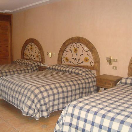 Hotel Villa Manzanares アグアスカリエンテス エクステリア 写真